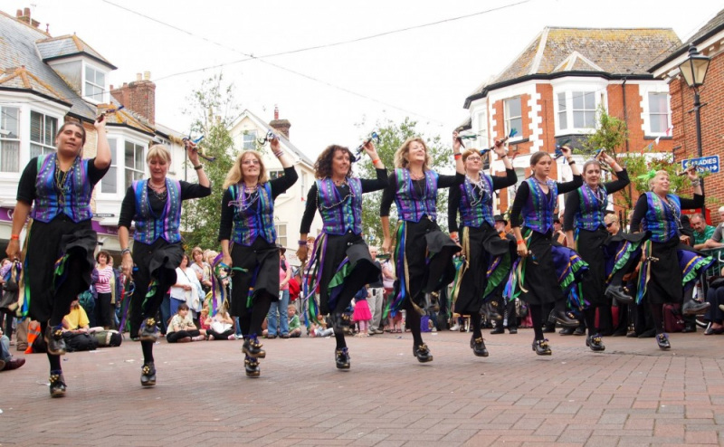 257809_350342655040737_1160139423_o