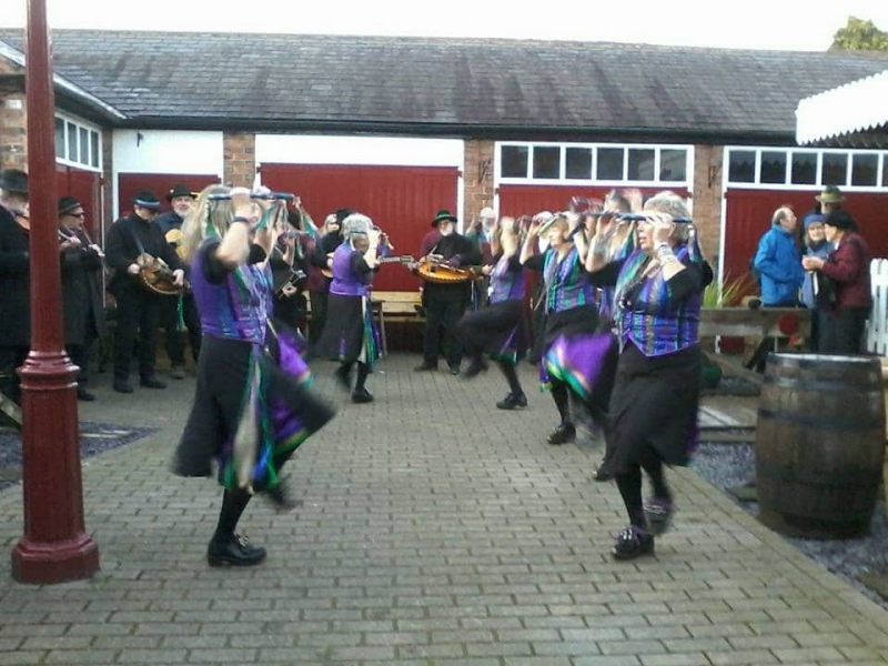 28661256_1400247926746051_8736896814979248179_n