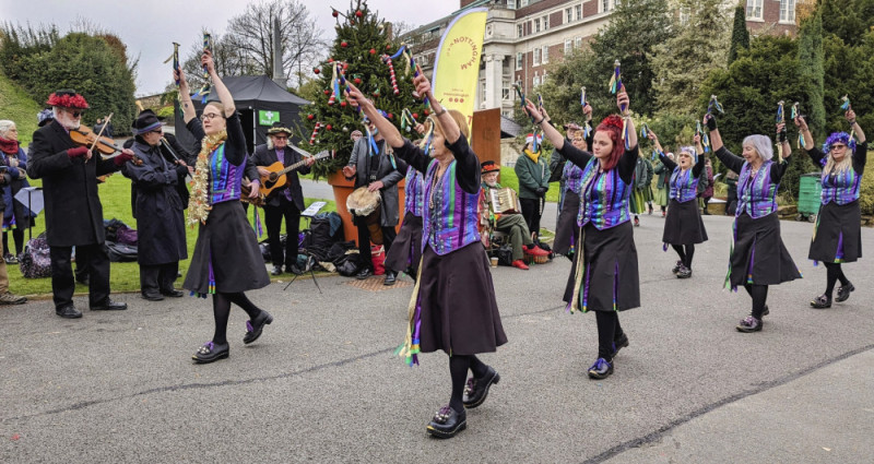 PXL_20231126_1432129002