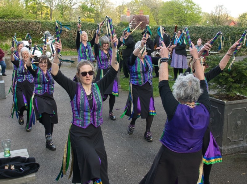 Mortimers Morris at The Broad Oak, Strelley